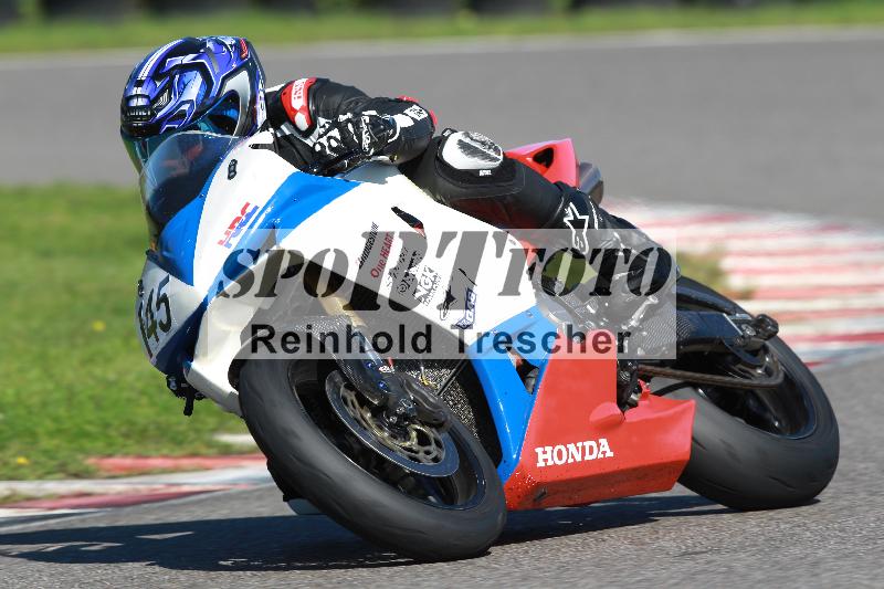/Archiv-2022/64 19.09.2022.09 Plüss Moto Sport Yamaha Fun Day ADR/Sportfahrer/145